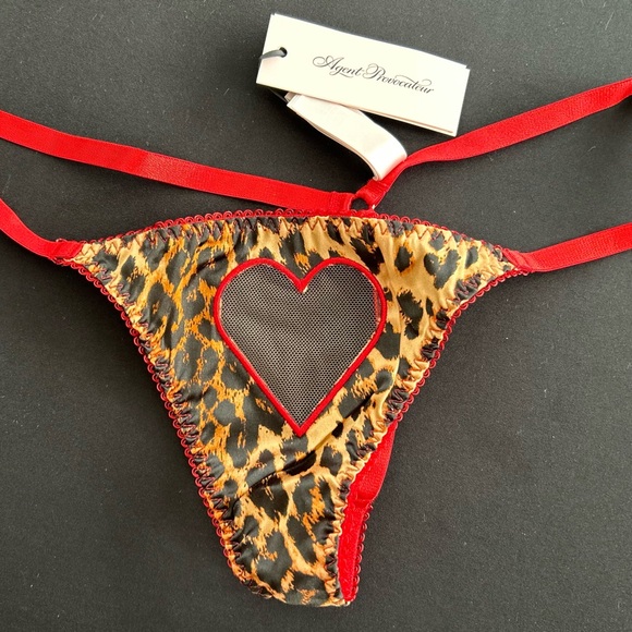 Heart Leopard/Red Thong(s) - Picture 2 of 7